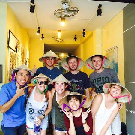 The Art - Vitamin Smiles Hostel Ho Chi Minh City Exterior photo