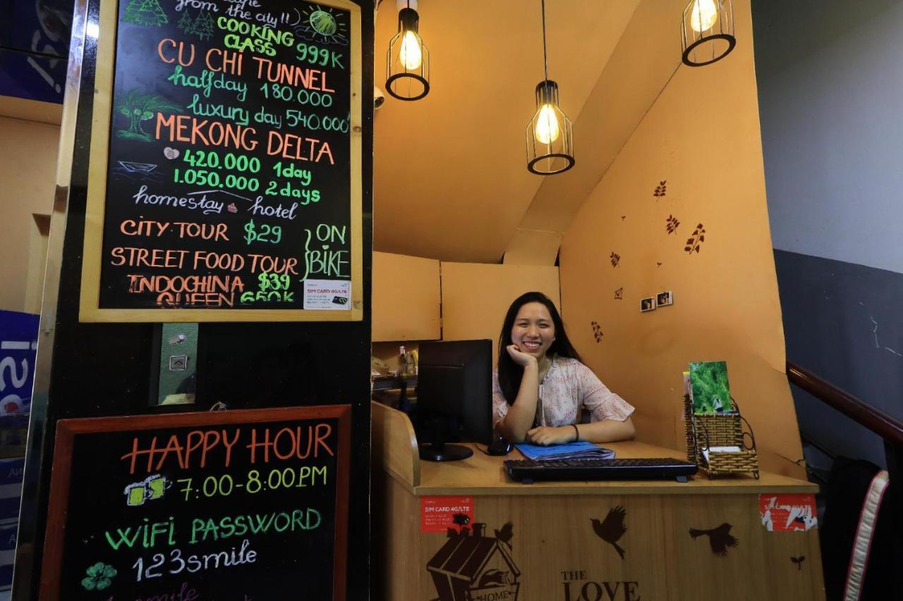 The Art - Vitamin Smiles Hostel Ho Chi Minh City Exterior photo