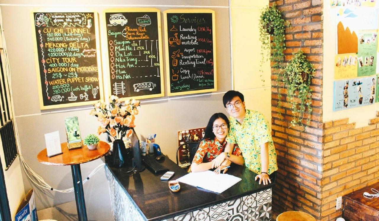 The Art - Vitamin Smiles Hostel Ho Chi Minh City Exterior photo